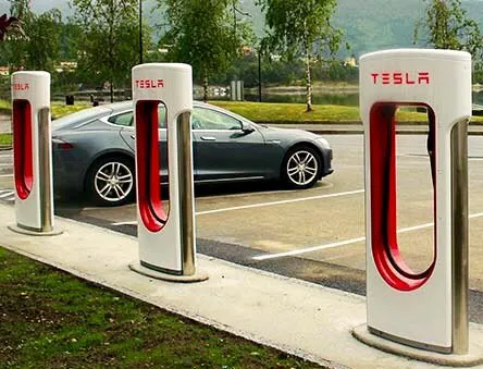 Tesla envía la petición de permiso para el supercargador de Zarazoga