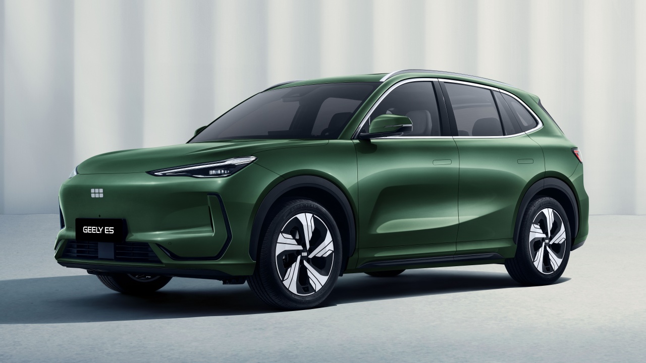El Geely E5 llega a España con hasta 475 km de autonomía y una interesante oferta de lanzamiento