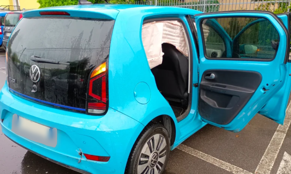 ¿Coches “desechables” tras un accidente? El caso del Volkswagen e-Up reabre el debate sobre las reparaciones
