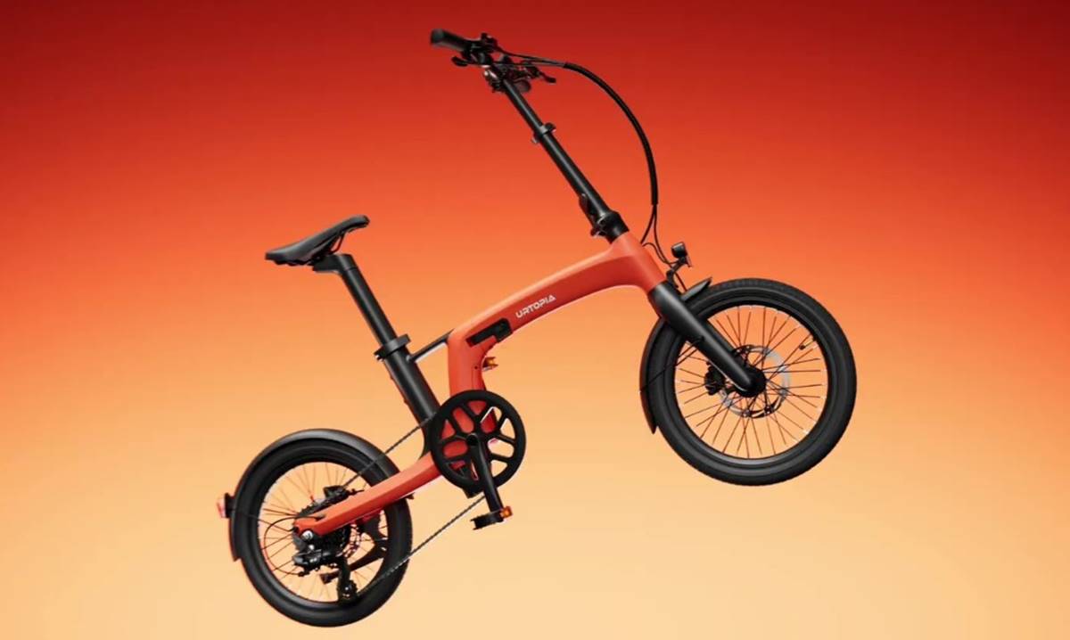 Cuadro de carbono y hasta 160 km de autonomía: así es la nueva bicicleta plegable que llega a Europa