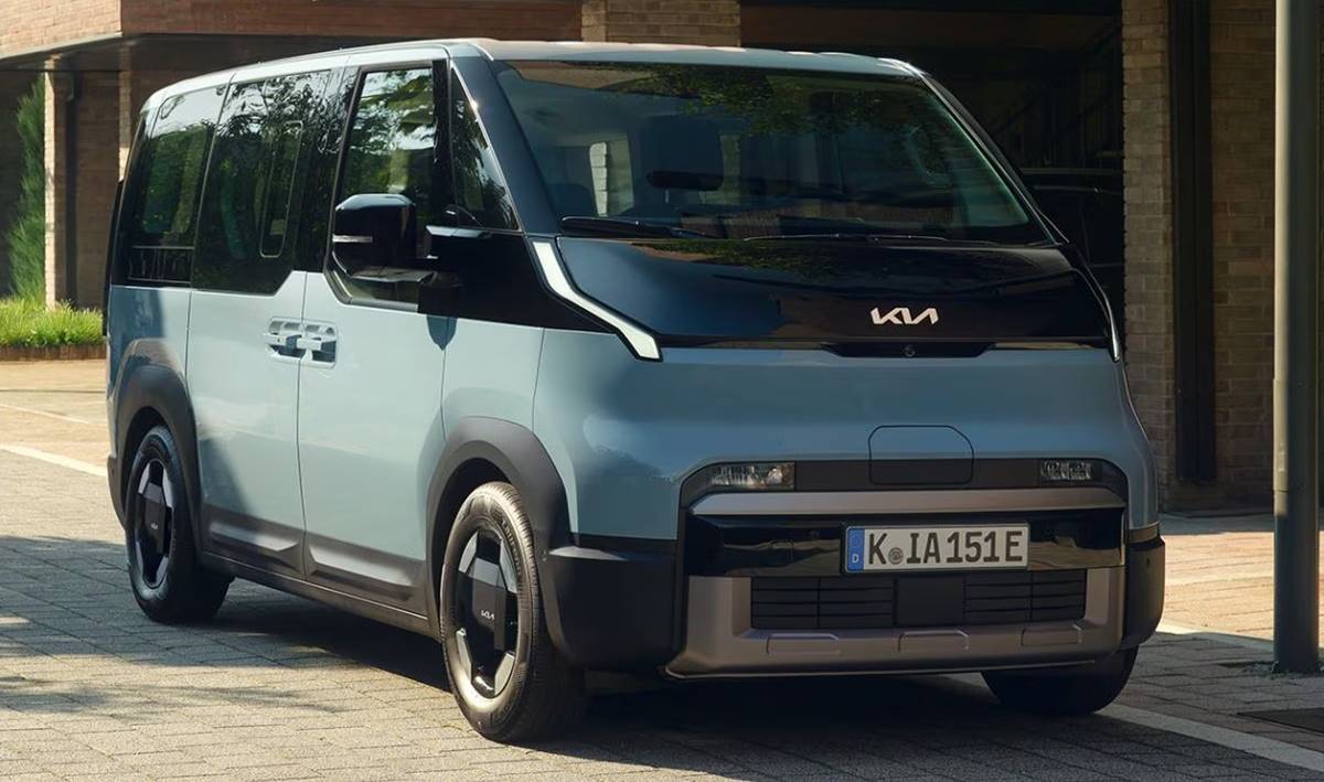 Más espacio y siete plazas: así es el nuevo Kia PV5 eléctrico