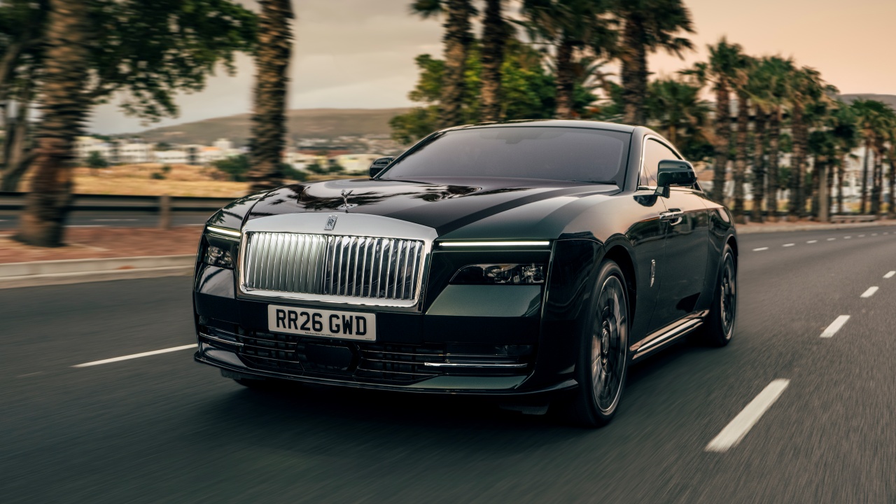 El Rolls-Royce Spectre aumenta su autonomía hasta los 628 km