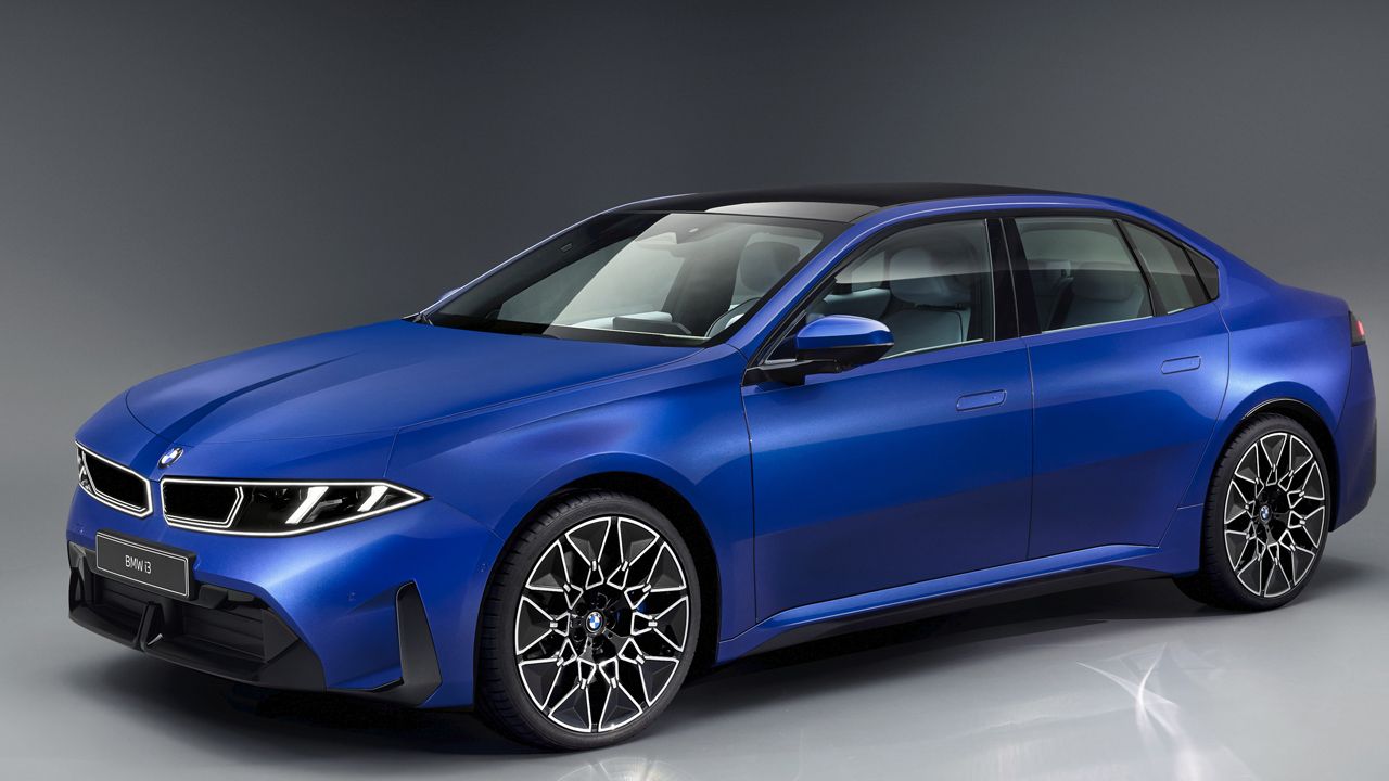 El nuevo BMW i3 rompe moldes con 900 km de autonomía, así es el campeón de Europa contra China