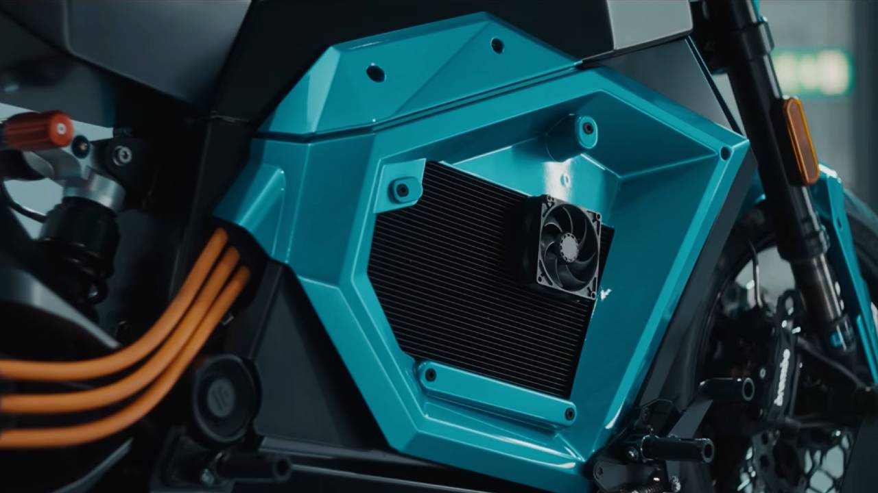 Ventiladores de PC para la moto con la primera batería sólida: Donut Lab sorprende con su último vídeo