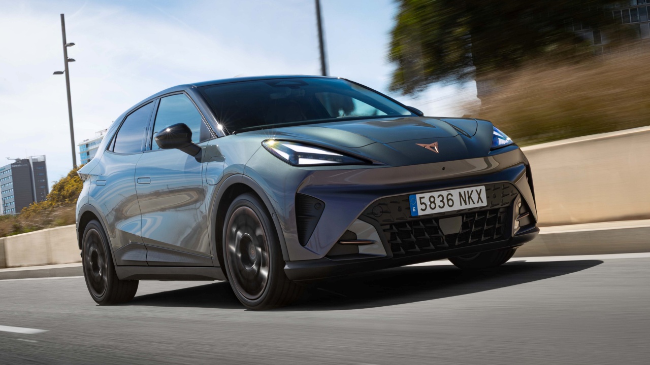 Tras arrasar en su lanzamiento, el CUPRA Raval recibirá una versión SUV con el apellido Gravel