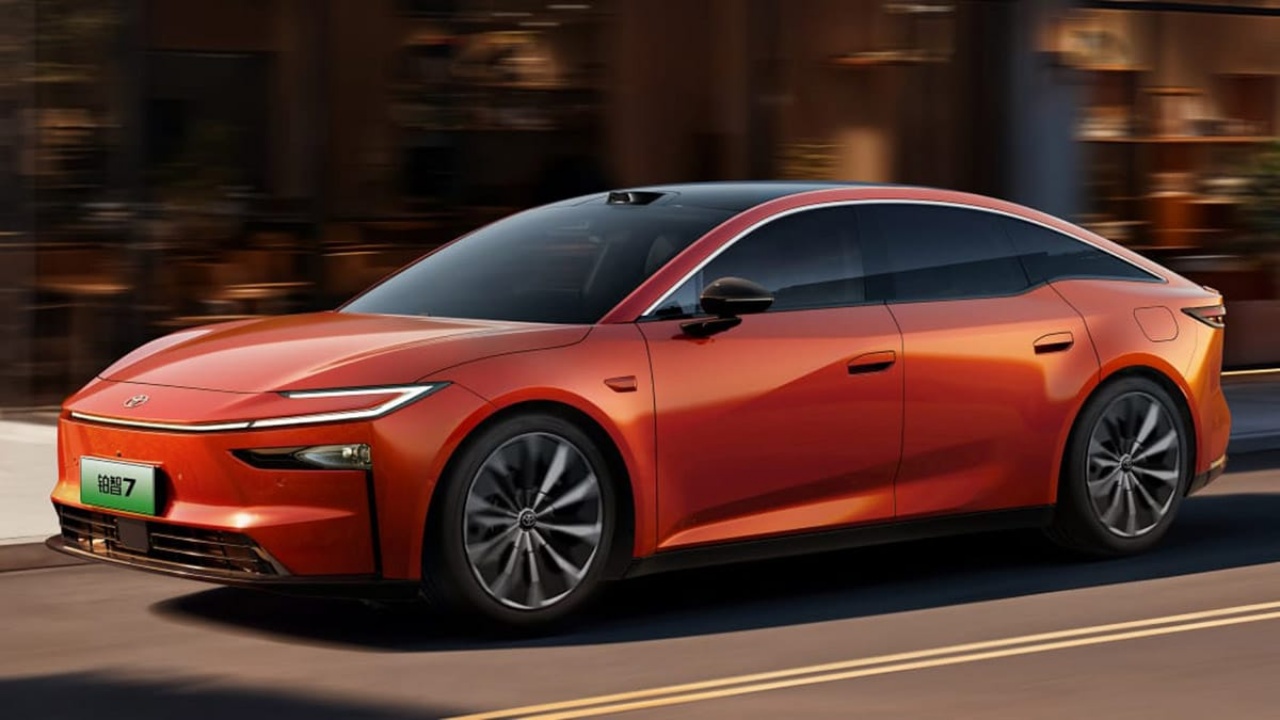 Toyota recurre a Huawei para su nuevo eléctrico, que cuesta menos de 19.000 euros en China