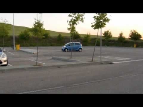 Pruebas de silencio y manejabilidad del Peugeot iOn