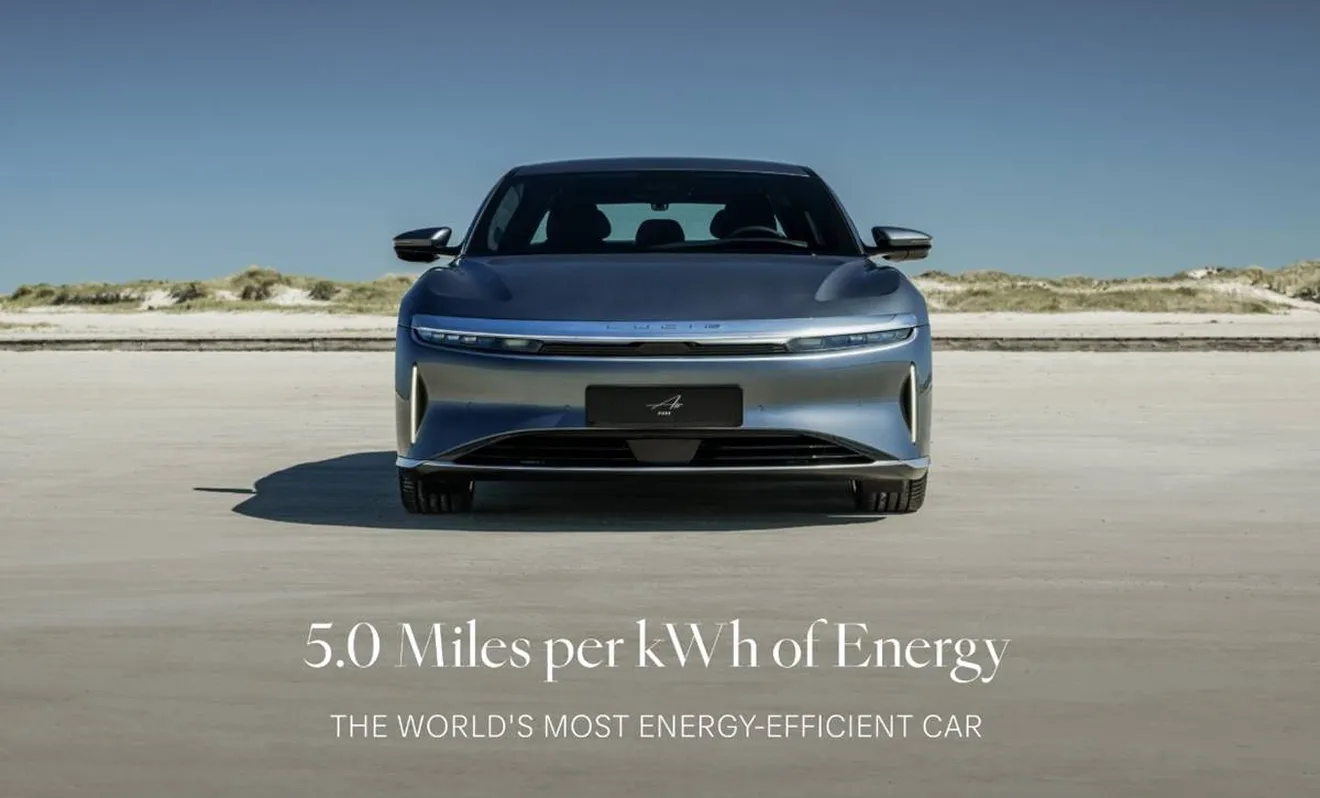 Lucid rompe todos los récords de eficiencia con un consumo de apenas 12.5 kWh a los 100 km EPA