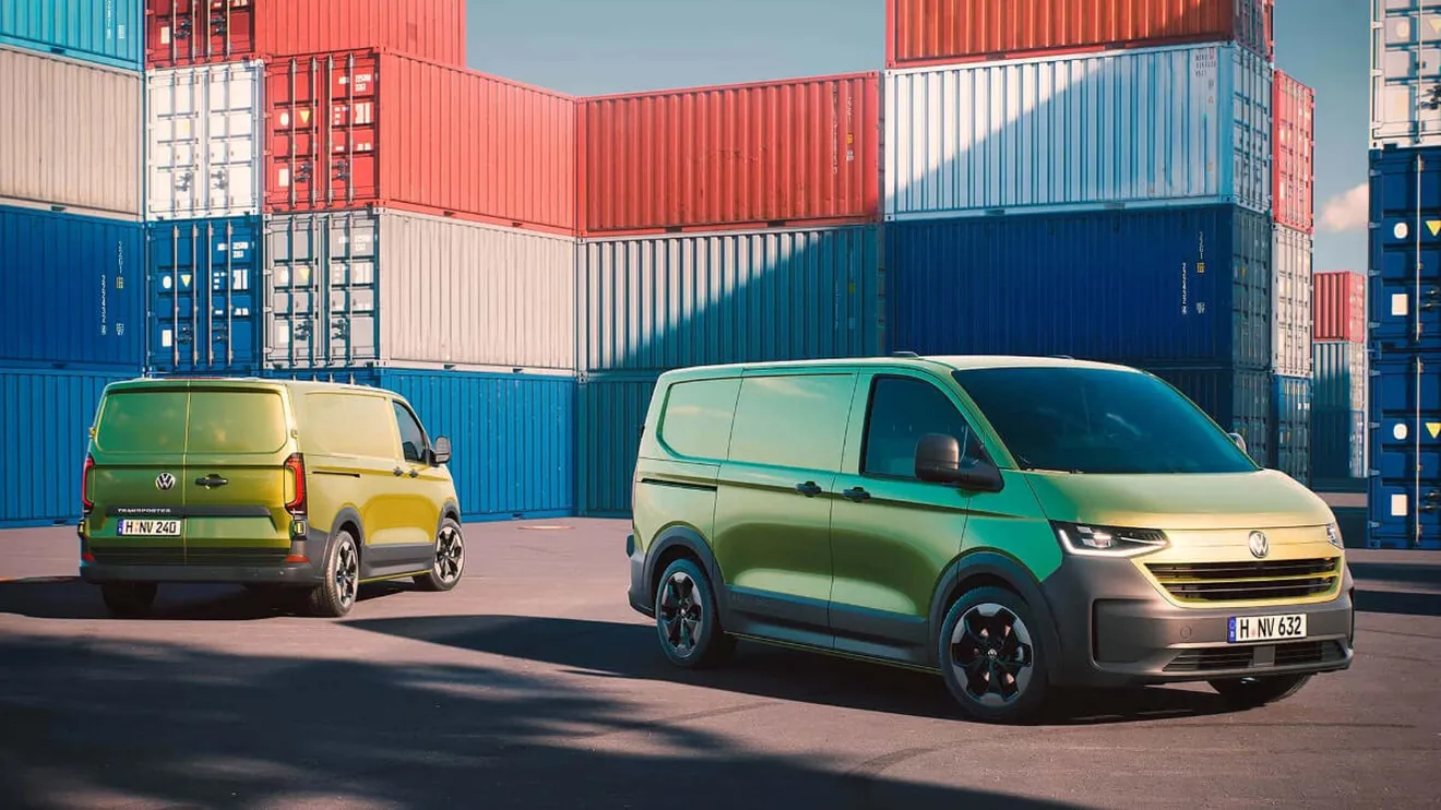 Llega la nueva VW Transporter, la legendaria furgoneta se ofrecerá en versiones híbridas enchufables y 100% eléctricas