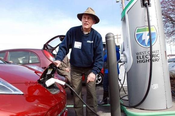 En marcha el primer corredor para coches eléctricos