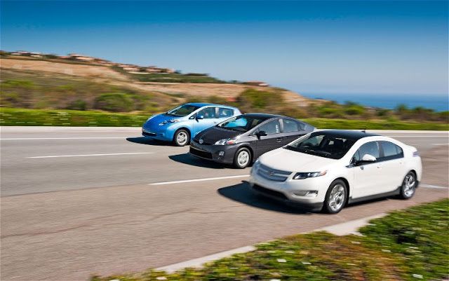 El coche será menos contaminante que el tren en 2020