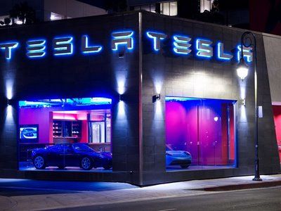 Tesla abrirá concesionario en Londres