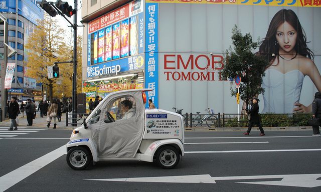 El Toyota COMS se hace fuerte en Akihabara