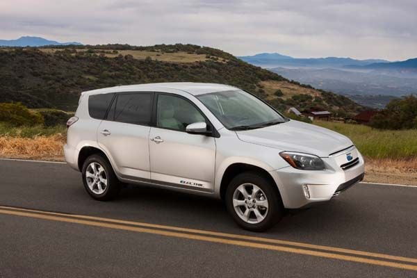 Toyota Rav4 EV, el coche eléctrico más vendido durante su primer mes en el mercado