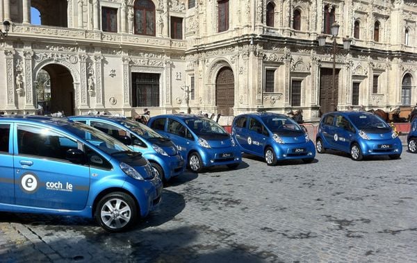 La cadena NH se une al car sharing de eléctricos