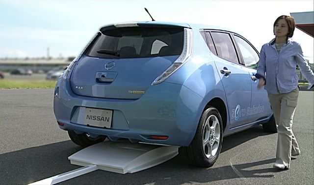 Nissan nos enseña su sistema de aparcamiento automático y recarga sin cables