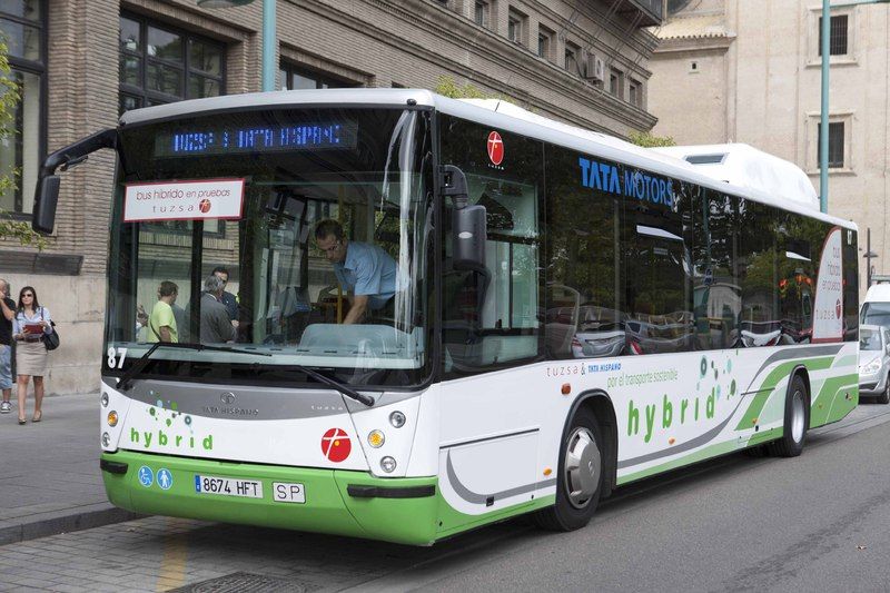 Zaragoza pone en marcha un autobús híbrido