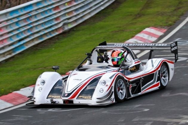 Toyota destroza el récord de un coche eléctrico en Nürburgring: vídeo