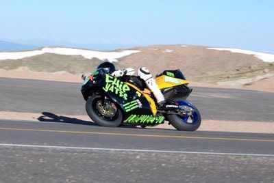 La primera moto eléctrica en el Pikes Peaks