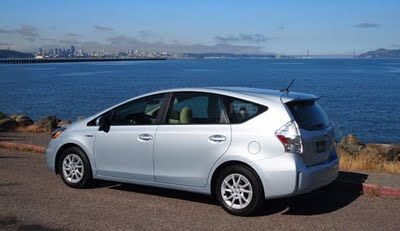 Toyota lanza la primera variante del Prius