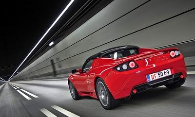 Tesla celebra la entrega del Roadster 1.500