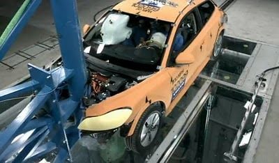 Crash test a un Volvo C30 eléctrico: Vídeo