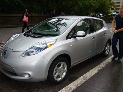 Nissan podría retrasar la salida del Leaf