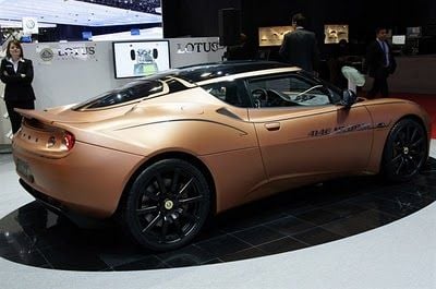 ¿Tesla Roadster híbrido enchufable?...no, Lotus Evora 414E