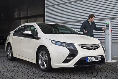 Un prototipo del Opel Ampera viajará de Rüsselsheim hasta hasta Ginebra