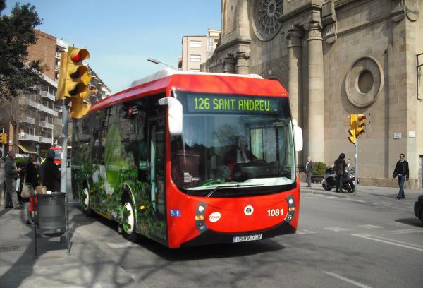 Barcelona se lanza a la conversión de sus autobuses