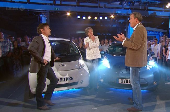 Top Gear vs Nissan Leaf y el Peugeot iOn: parte 1