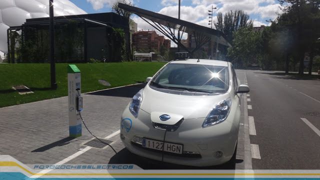 Nueve meses conduciendo un taxi eléctrico