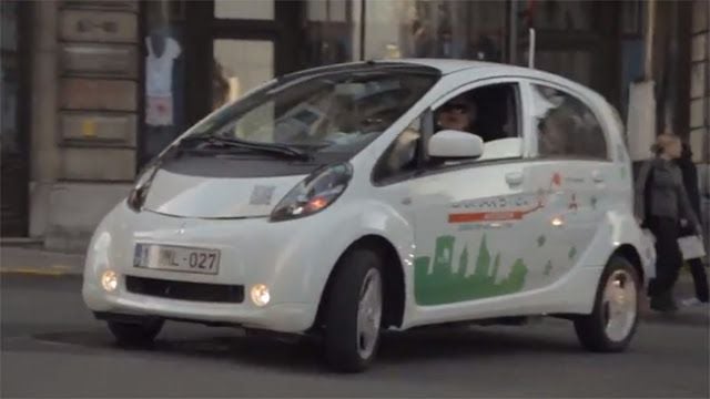 Un poco de humor, la mejor forma de publicitar la incorporación de un coche eléctrico a tu flota