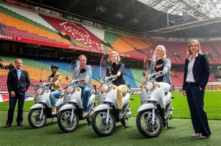 Nimoto, scooters eléctricos para el Amsterdam Arena