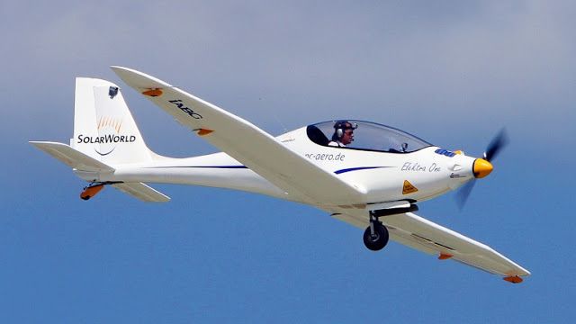 Elektra One, la avioneta eléctrica dobla su autonomía con paneles solares