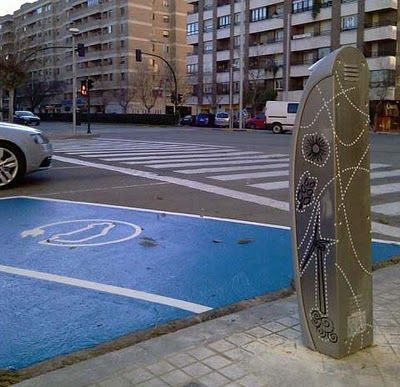 Pamplona instala sus primeros puntos de recarga para vehículos eléctricos