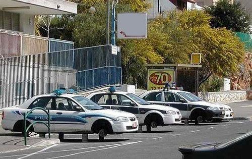 La policía de Alicante no puede arreglar sus coches