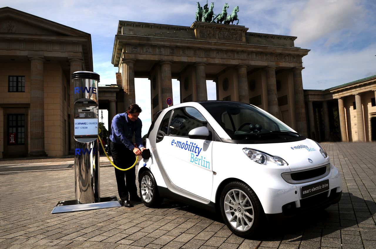 Alemania quiere poner un millón de coches eléctricos en sus carreteras para el 2020