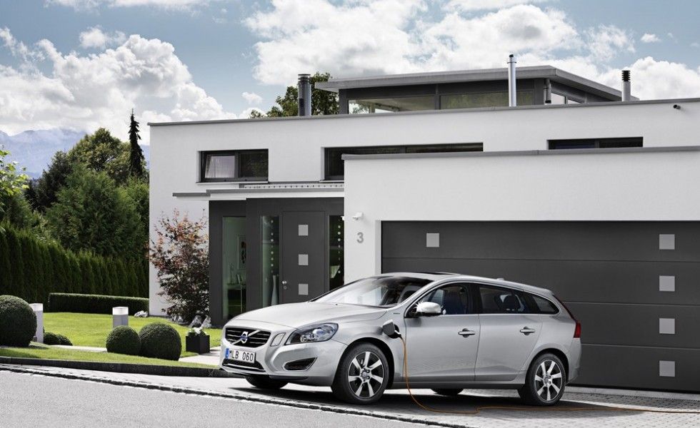 Volvo pone precio al V60 plug-in