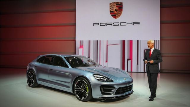 Porsche Panamera Sport Turismo e-hybrid