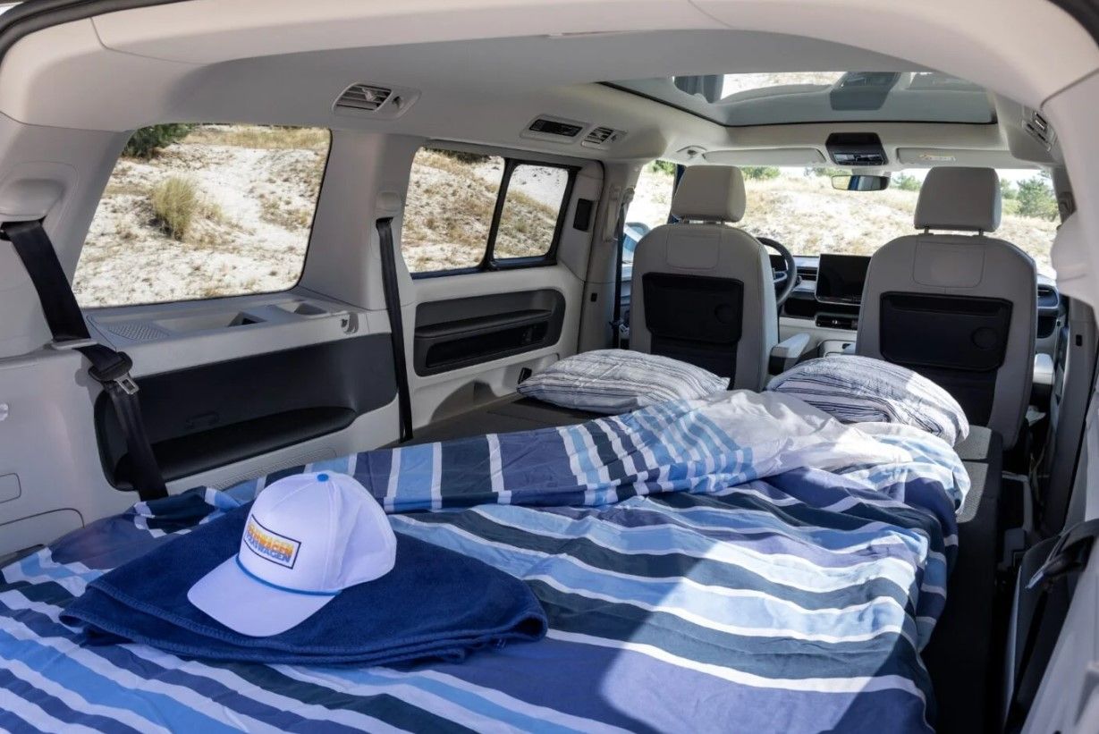 Volkswagen convierte el ID. Buzz en una autocaravana eléctrica con 86 kWh y casi 500 km de autonomía