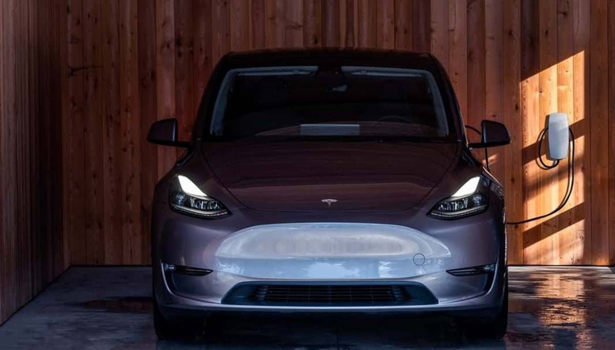 Un Tesla Model Y con 180.000 km desmonta uno de los grandes mitos sobre la carga rápida