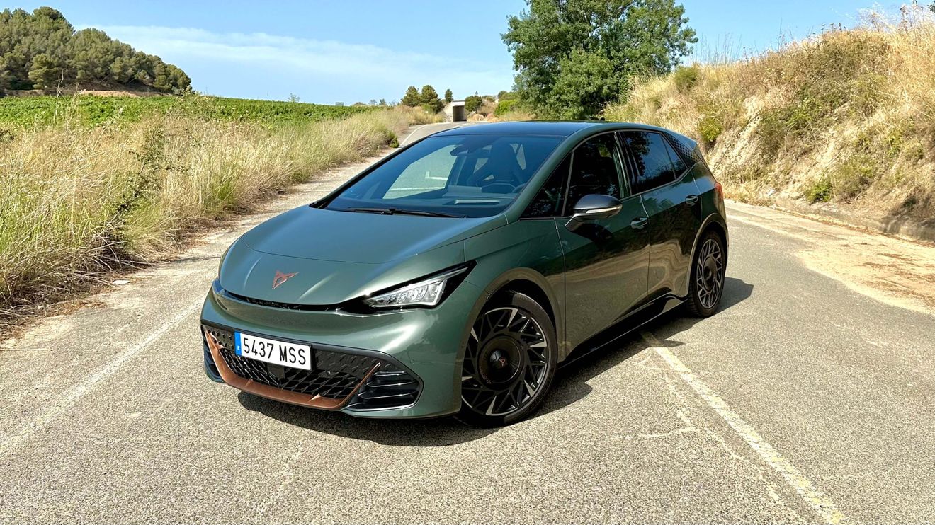 Probamos el CUPRA Born VZ, la versión más redonda del compacto eléctrico español