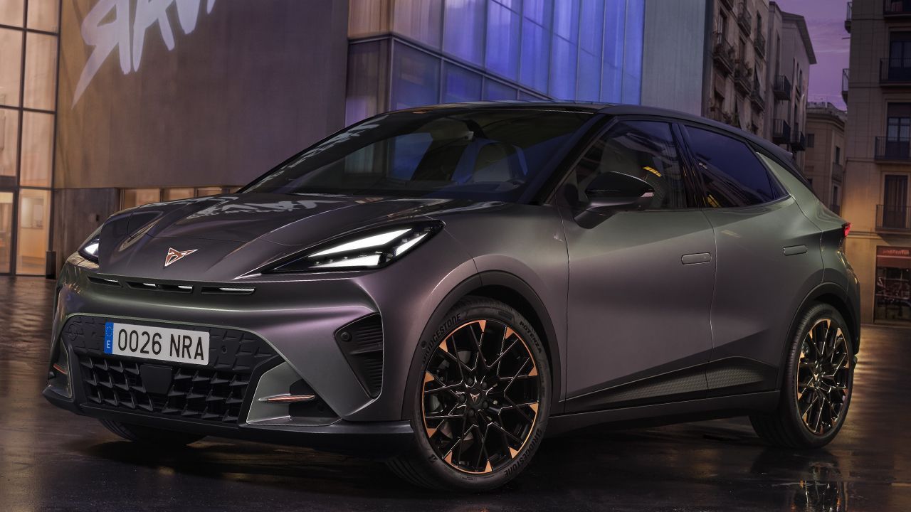 Del Volkswagen ID.5 al Cupra Raval y el Porsche Taycan: los coches eléctricos que podrían caer en la gran reorganización del grupo