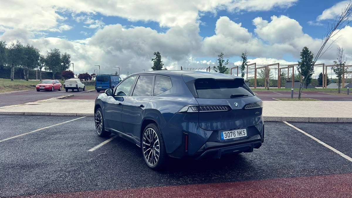 Prueba de autonomía a 120 km/h del BMW iX3