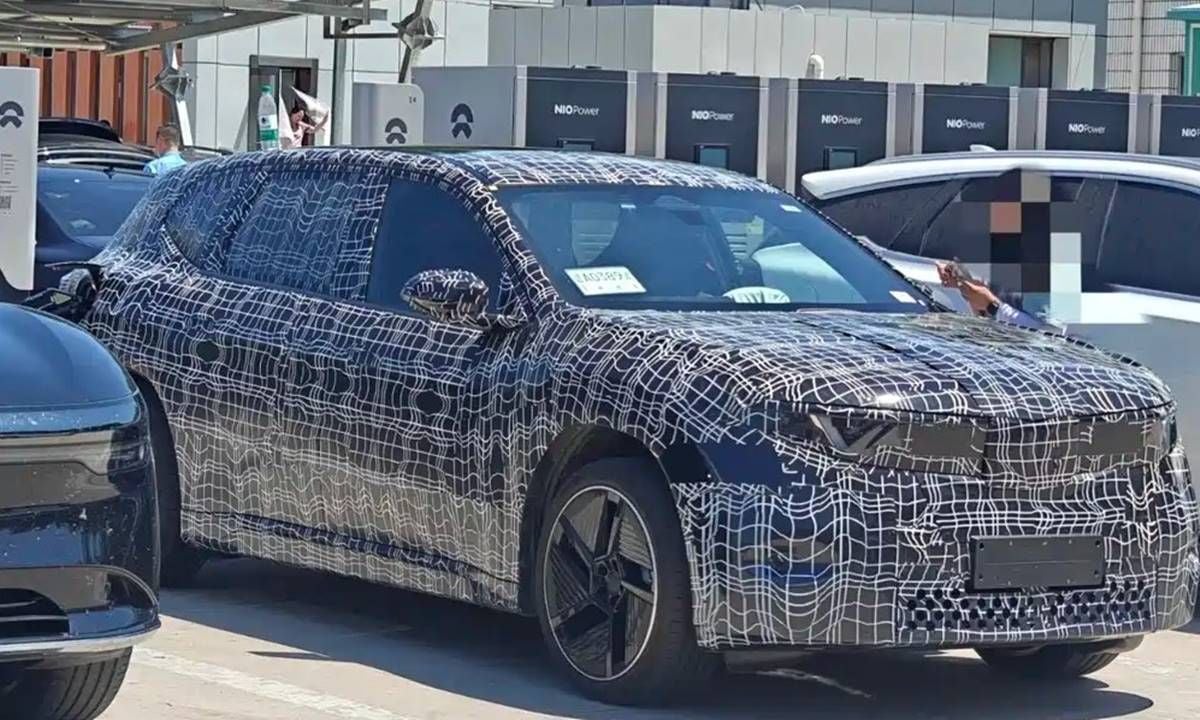 El nuevo SUV eléctrico de BMW se deja ver en China con 900 km de autonomía y carga ultrarrápida