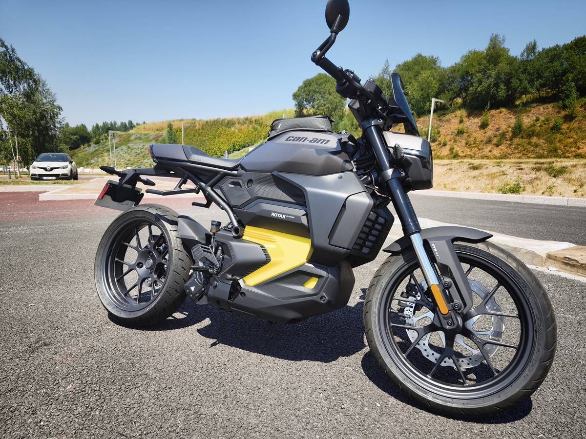 Prueba Can-Am Pulse: rápida, silenciosa y mucho más divertida de lo esperado