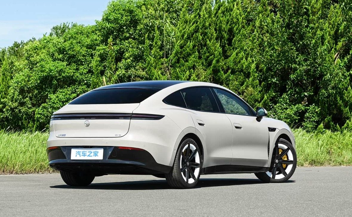 MG 07 eléctrico: hasta 845 km de autonomía y una plataforma de 800 V para aumentar la competencia entre las berlinas