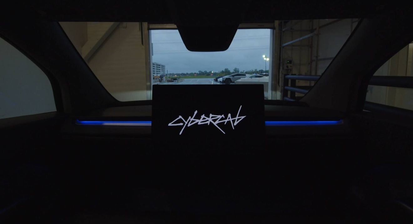 De la línea de producción al mundo real: Musk confirma el inicio de producción del Cybercab y este vídeo lo demuestra