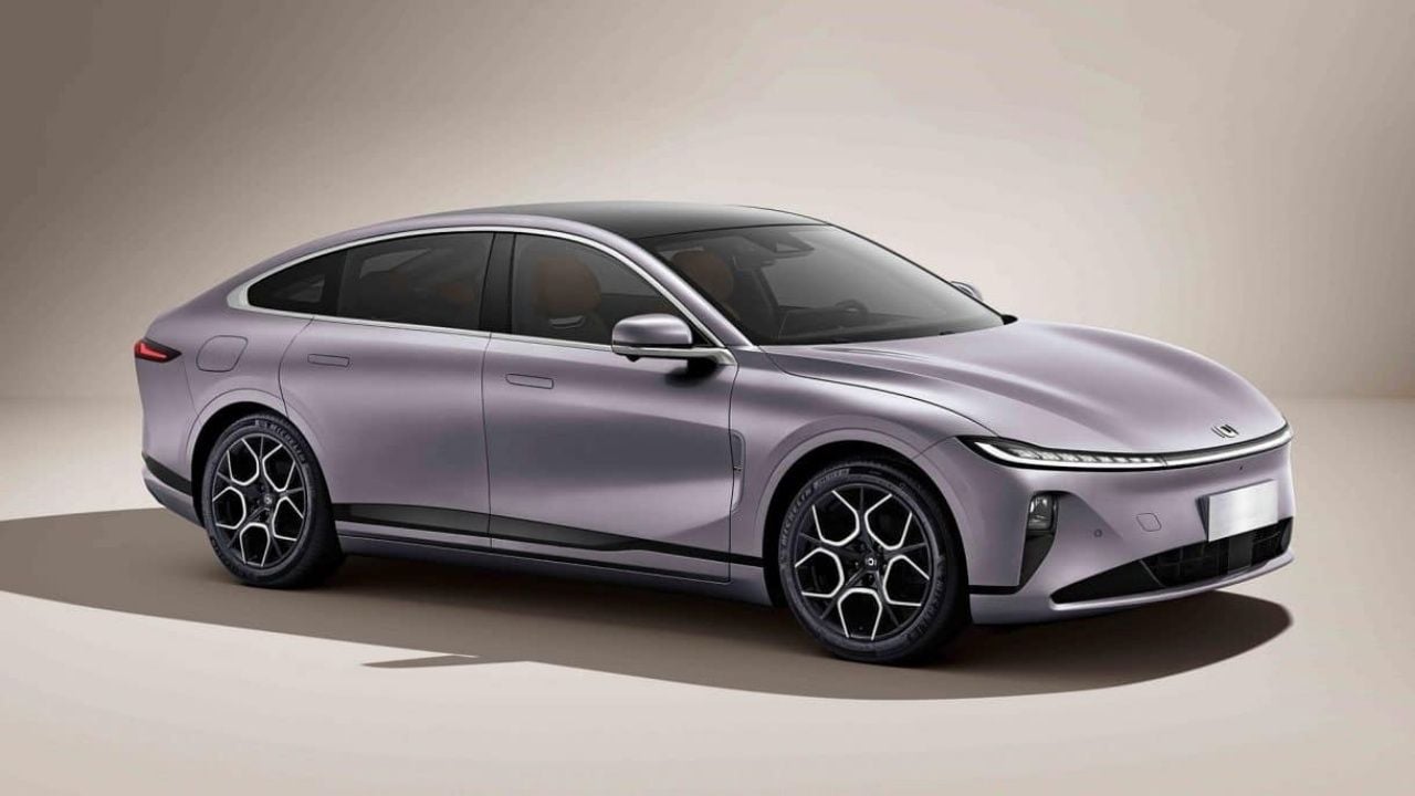 Las baterías de sodio de CATL empiezan a montarse en coches eléctricos de producción, y ya tienen un precio de 45 euros el kWh